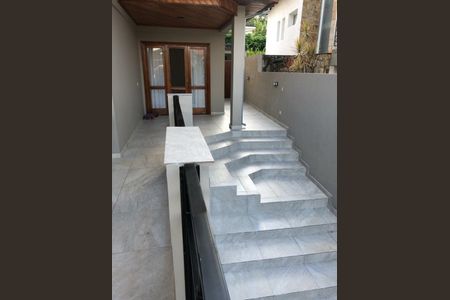 Casa de condomínio à venda com 501m², 4 quartos e 5 vagas