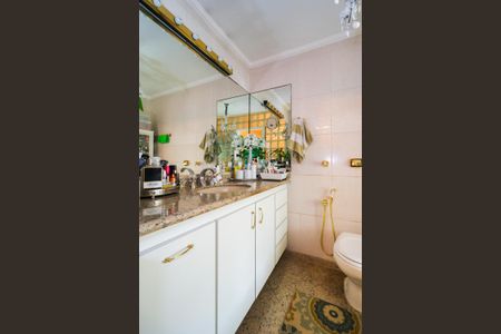 Casa de condomínio à venda com 400m², 4 quartos e 4 vagasBanheiro da Suíte 4