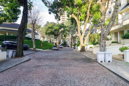 Casa de condomínio à venda com 400m², 4 quartos e 4 vagasÁrea comum