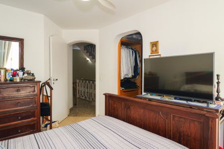 Casa de condomínio à venda com 400m², 4 quartos e 4 vagasSuíte 1