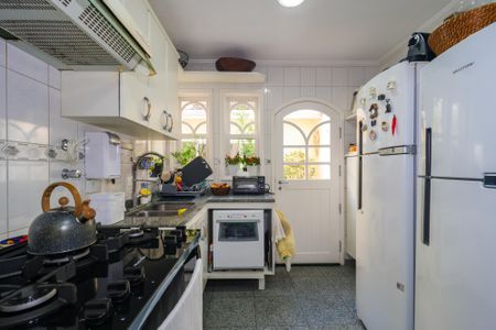 Casa de condomínio à venda com 400m², 4 quartos e 4 vagasCozinha