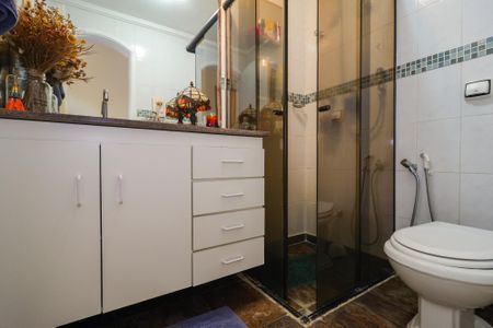 Casa de condomínio à venda com 400m², 4 quartos e 4 vagasBanheiro da Suíte 3