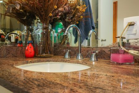 Casa de condomínio à venda com 400m², 4 quartos e 4 vagasBanheiro da Suíte 3