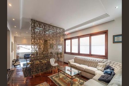 Casa de condomínio à venda com 450m², 4 quartos e 4 vagas