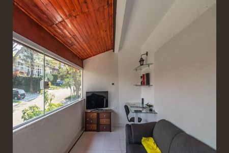 Casa de condomínio à venda com 450m², 4 quartos e 4 vagas