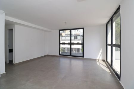 Casa de condomínio à venda com 276m², 3 quartos e 3 vagas Casa de condomínio à venda com 276m², 3 quartos e 3 vagasSala