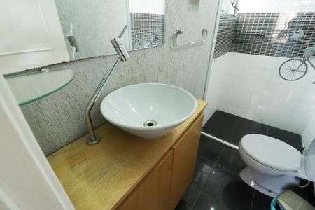 Apartamento à venda com 150m², 2 quartos e 3 vagasBanheiro Social 2