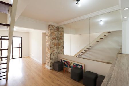 Apartamento à venda com 150m², 2 quartos e 3 vagasSala