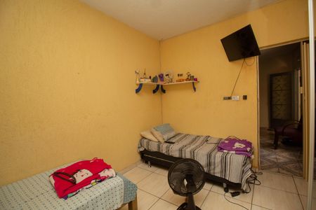 Casa à venda com 130m², 2 quartos e 7 vagas Casa à venda com 130m², 2 quartos e 7 vagasQuarto 2