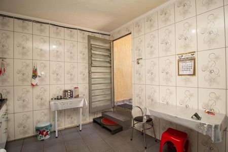 Casa à venda com 130m², 2 quartos e 7 vagas Casa à venda com 130m², 2 quartos e 7 vagasCozinha