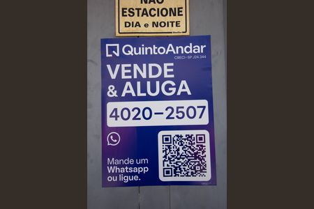 Casa à venda com 130m², 2 quartos e 7 vagas Casa à venda com 130m², 2 quartos e 7 vagasFachada - placa instalada
