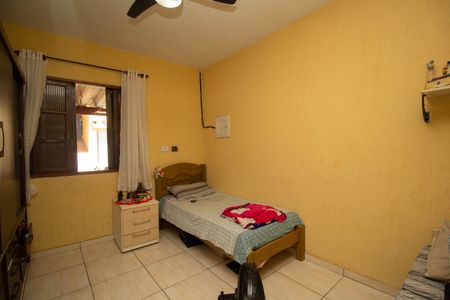 Casa à venda com 130m², 2 quartos e 7 vagas Casa à venda com 130m², 2 quartos e 7 vagasQuarto 2