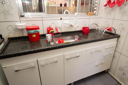 Casa à venda com 130m², 2 quartos e 7 vagas Casa à venda com 130m², 2 quartos e 7 vagasCozinha - Torneira