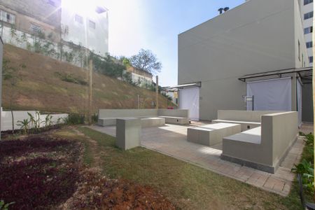 Apartamento à venda com 43m², 2 quartos e sem vagaÁrea comum