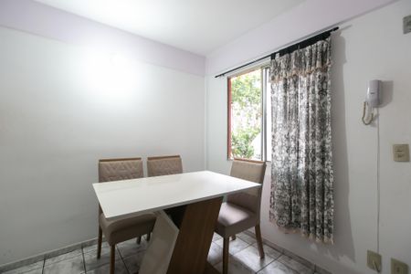 Apartamento para alugar com 46m², 2 quartos e 1 vagaSala