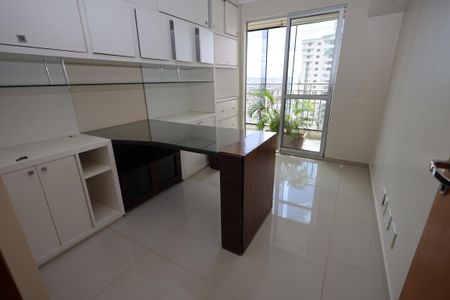 Apartamento para alugar com 105m², 4 quartos e 2 vagasEscritório