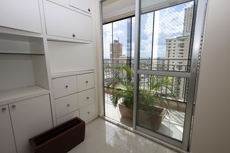 Apartamento para alugar com 105m², 4 quartos e 2 vagasEscritório