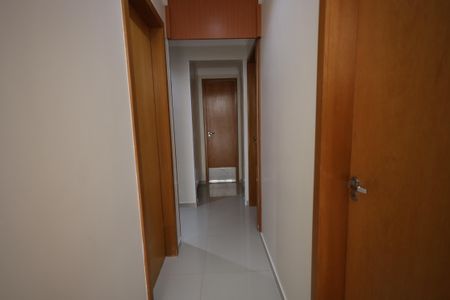 Apartamento para alugar com 105m², 4 quartos e 2 vagasCorredor