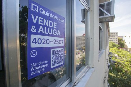 Apartamento para alugar com 55m², 2 quartos e 1 vagaPlaquinha