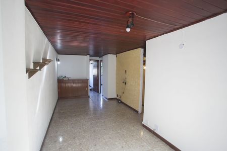 Apartamento para alugar com 55m², 2 quartos e 1 vagaSala