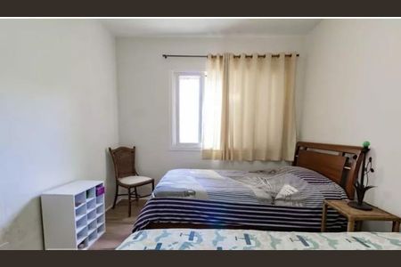 Casa à venda com 220m², 3 quartos e 2 vagas