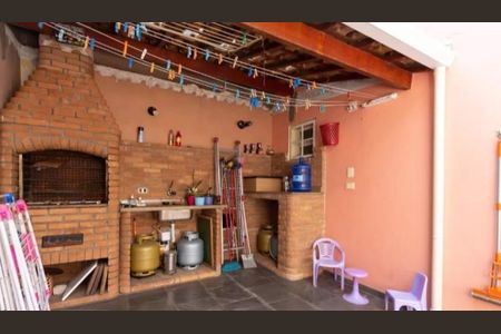 Casa à venda com 250m², 3 quartos e 3 vagas