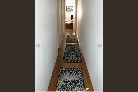 Casa à venda com 108m², 3 quartos e 2 vagas