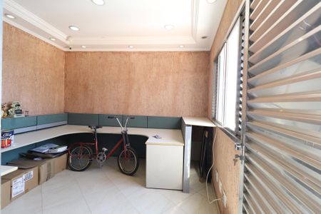 Casa à venda com 268m², 9 quartos e 6 vagasQuarto 2