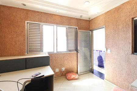 Casa à venda com 268m², 9 quartos e 6 vagasQuarto 2