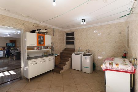 Casa à venda com 268m², 9 quartos e 6 vagasCozinha