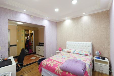 Casa à venda com 268m², 9 quartos e 6 vagasSuíte 1 