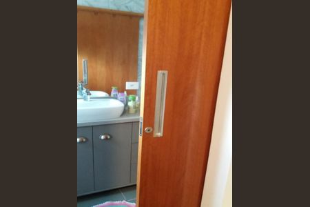 Casa à venda com 210m², 3 quartos e 2 vagas