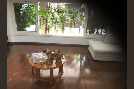 Casa à venda com 350m², 3 quartos e 2 vagas