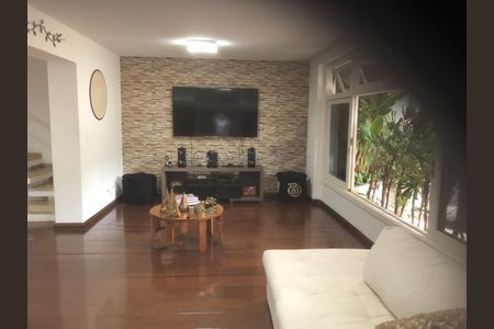 Casa à venda com 350m², 3 quartos e 2 vagas