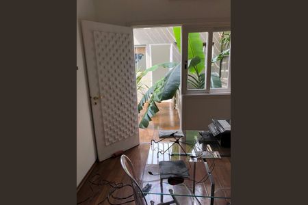 Casa à venda com 350m², 3 quartos e 2 vagas