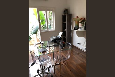 Casa à venda com 350m², 3 quartos e 2 vagas