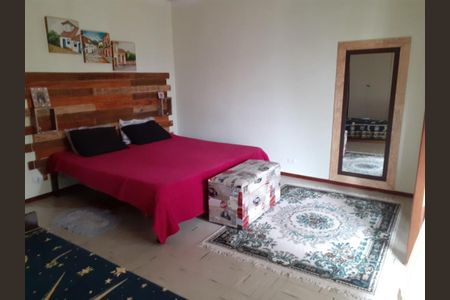 Casa à venda com 4 quartos, 292m² em Parque Oratório, Santo André