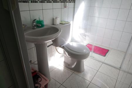 Casa à venda com 110m², 3 quartos e 2 vagasBanheiro da Suíte