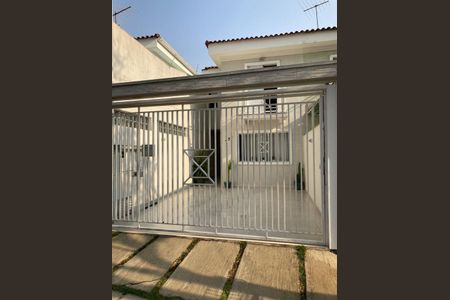 Casa à venda com 110m², 3 quartos e 2 vagas