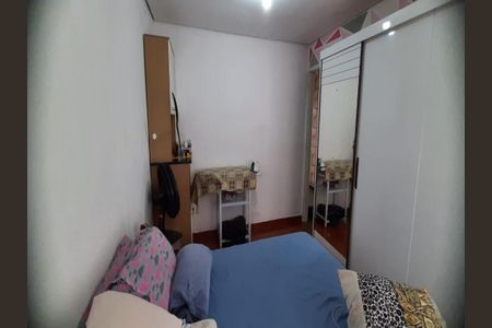 Casa à venda com 65m², 2 quartos e 1 vaga