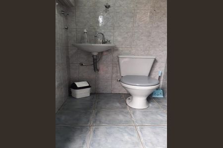 Casa à venda com 65m², 2 quartos e 1 vaga