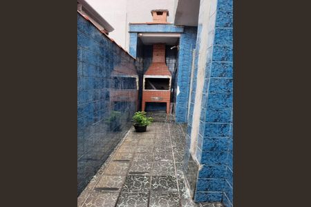 Casa à venda com 65m², 2 quartos e 1 vaga