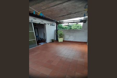 Casa à venda com 65m², 2 quartos e 1 vaga