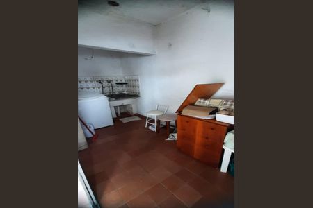 Casa à venda com 65m², 2 quartos e 1 vaga