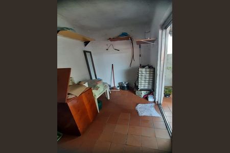 Casa à venda com 65m², 2 quartos e 1 vaga