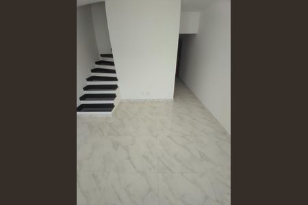 Casa à venda com 110m², 3 quartos e 2 vagas