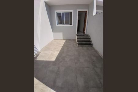 Casa à venda com 110m², 3 quartos e 2 vagas