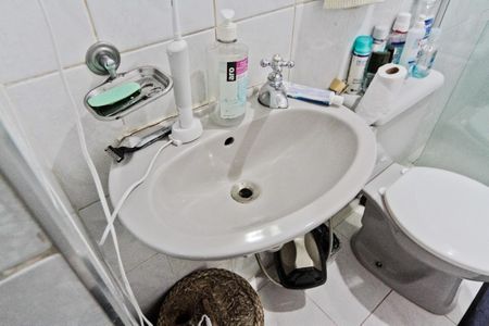 Casa à venda com 150m², 2 quartos e 2 vagasBanheiro da Suíte 2