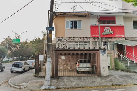 Casa à venda com 150m², 2 quartos e 2 vagasFachada