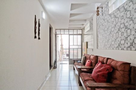 Casa à venda com 150m², 2 quartos e 2 vagasEntrada